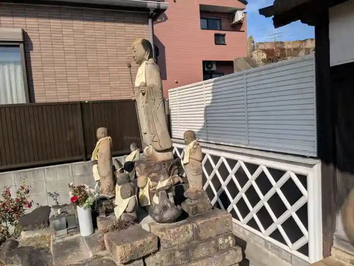 清音寺の{uncategorized: "未分類", other: "その他", undefined: "問題あり", building: "その他建物", grave: "お墓", sacred_gate: "鳥居", guardian: "狛犬", statue: "像", buddha: "仏像", history: "歴史", nature: "自然", garden: "庭園", animal: "動物", pagoda: "塔", temizu: "手水舎", mountain_gate: "山門・神門", sanctuary: "本殿・本堂", subordinate: "末社・摂社", art: "芸術", scenery: "景色", jizo: "地蔵", ema: "絵馬", goshuin: "御朱印", omikuji: "おみくじ", items: "授与品その他", amulet: "お守り", goshuincho: "御朱印帳", eats: "食事", festival: "お祭り", votive_dance: "神楽", shichigosan: "七五三参", wedding: "結婚式", experience: "体験その他", initially: "初詣", around: "周辺", anti_infection: "感染症対策"}