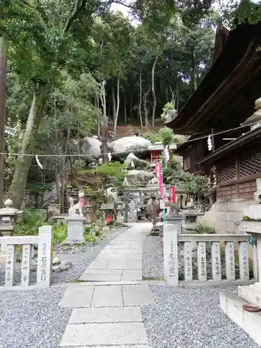 由加山 由加神社本宮の建物その他