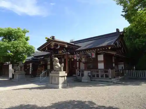 三社神社の本殿