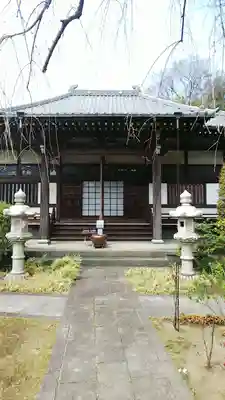 法華寺の本殿・本堂