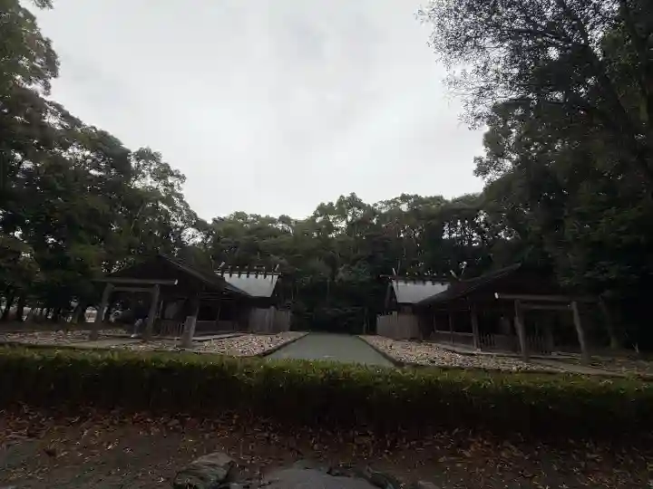 宗像大社の{uncategorized: "未分類", other: "その他", undefined: "問題あり", building: "その他建物", grave: "お墓", sacred_gate: "鳥居", guardian: "狛犬", statue: "像", buddha: "仏像", history: "歴史", nature: "自然", garden: "庭園", animal: "動物", pagoda: "塔", temizu: "手水舎", mountain_gate: "山門・神門", sanctuary: "本殿・本堂", subordinate: "末社・摂社", art: "芸術", scenery: "景色", jizo: "地蔵", ema: "絵馬", goshuin: "御朱印", omikuji: "おみくじ", items: "授与品その他", amulet: "お守り", goshuincho: "御朱印帳", eats: "食事", festival: "お祭り", votive_dance: "神楽", shichigosan: "七五三参", wedding: "結婚式", experience: "体験その他", initially: "初詣", around: "周辺", anti_infection: "感染症対策"}