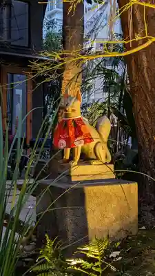 五十稲荷神社(栄寿稲荷神社)の狛犬