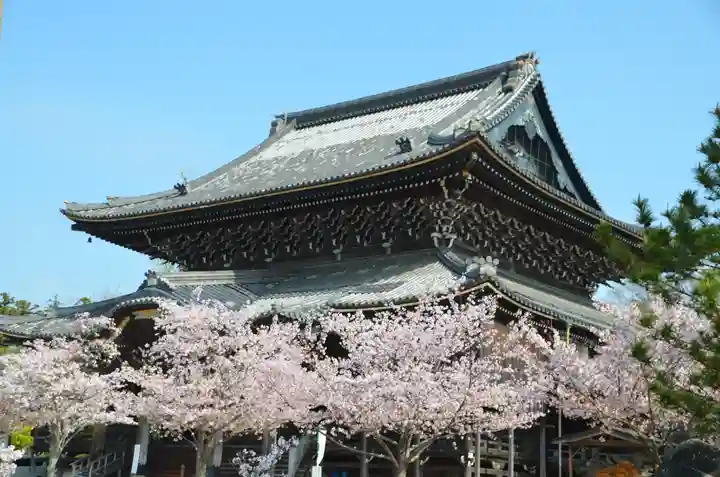 本山専修寺(三重県)