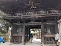 檀王法林寺(栴檀王院無上法林寺)の山門・神門