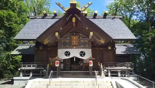 旭川神社の本殿