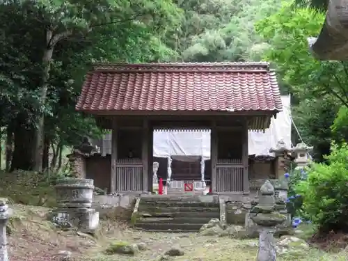 豊栄神社の山門・神門