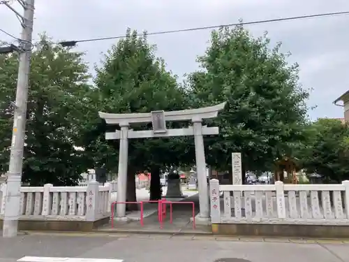 八王子神社の鳥居