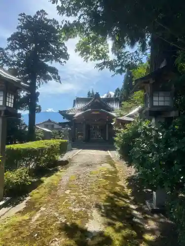 級長戸辺神社の{uncategorized: "未分類", other: "その他", undefined: "問題あり", building: "その他建物", grave: "お墓", sacred_gate: "鳥居", guardian: "狛犬", statue: "像", buddha: "仏像", history: "歴史", nature: "自然", garden: "庭園", animal: "動物", pagoda: "塔", temizu: "手水舎", mountain_gate: "山門・神門", sanctuary: "本殿・本堂", subordinate: "末社・摂社", art: "芸術", scenery: "景色", jizo: "地蔵", ema: "絵馬", goshuin: "御朱印", omikuji: "おみくじ", items: "授与品その他", amulet: "お守り", goshuincho: "御朱印帳", eats: "食事", festival: "お祭り", votive_dance: "神楽", shichigosan: "七五三参", wedding: "結婚式", experience: "体験その他", initially: "初詣", around: "周辺", anti_infection: "感染症対策"}