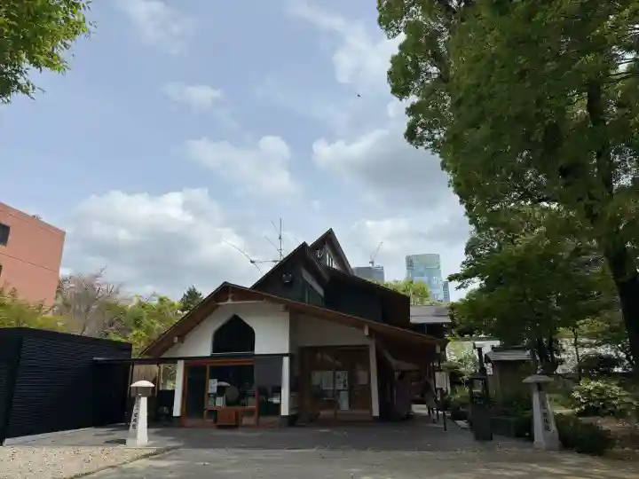 増上寺塔頭 三縁山 宝珠院の{uncategorized: "未分類", other: "その他", undefined: "問題あり", building: "その他建物", grave: "お墓", sacred_gate: "鳥居", guardian: "狛犬", statue: "像", buddha: "仏像", history: "歴史", nature: "自然", garden: "庭園", animal: "動物", pagoda: "塔", temizu: "手水舎", mountain_gate: "山門・神門", sanctuary: "本殿・本堂", subordinate: "末社・摂社", art: "芸術", scenery: "景色", jizo: "地蔵", ema: "絵馬", goshuin: "御朱印", omikuji: "おみくじ", items: "授与品その他", amulet: "お守り", goshuincho: "御朱印帳", eats: "食事", festival: "お祭り", votive_dance: "神楽", shichigosan: "七五三参", wedding: "結婚式", experience: "体験その他", initially: "初詣", around: "周辺", anti_infection: "感染症対策"}