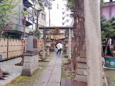 高円寺氷川神社の末社・摂社