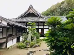 根来寺の庭園