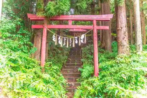 八幡神社の鳥居