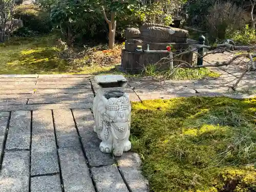 光国寺の{uncategorized: "未分類", other: "その他", undefined: "問題あり", building: "その他建物", grave: "お墓", sacred_gate: "鳥居", guardian: "狛犬", statue: "像", buddha: "仏像", history: "歴史", nature: "自然", garden: "庭園", animal: "動物", pagoda: "塔", temizu: "手水舎", mountain_gate: "山門・神門", sanctuary: "本殿・本堂", subordinate: "末社・摂社", art: "芸術", scenery: "景色", jizo: "地蔵", ema: "絵馬", goshuin: "御朱印", omikuji: "おみくじ", items: "授与品その他", amulet: "お守り", goshuincho: "御朱印帳", eats: "食事", festival: "お祭り", votive_dance: "神楽", shichigosan: "七五三参", wedding: "結婚式", experience: "体験その他", initially: "初詣", around: "周辺", anti_infection: "感染症対策"}