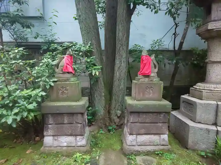 於岩稲荷田宮神社の狛犬
