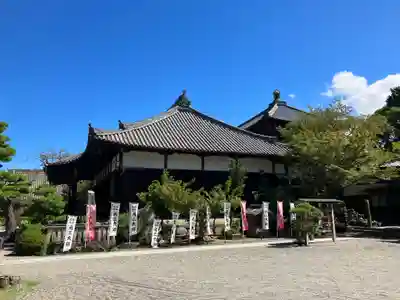 来迎寺の本殿・本堂