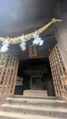 八雲神社の{uncategorized: "未分類", other: "その他", undefined: "問題あり", building: "その他建物", grave: "お墓", sacred_gate: "鳥居", guardian: "狛犬", statue: "像", buddha: "仏像", history: "歴史", nature: "自然", garden: "庭園", animal: "動物", pagoda: "塔", temizu: "手水舎", mountain_gate: "山門・神門", sanctuary: "本殿・本堂", subordinate: "末社・摂社", art: "芸術", scenery: "景色", jizo: "地蔵", ema: "絵馬", goshuin: "御朱印", omikuji: "おみくじ", items: "授与品その他", amulet: "お守り", goshuincho: "御朱印帳", eats: "食事", festival: "お祭り", votive_dance: "神楽", shichigosan: "七五三参", wedding: "結婚式", experience: "体験その他", initially: "初詣", around: "周辺", anti_infection: "感染症対策"}