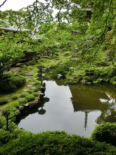 當麻寺西南院の庭園