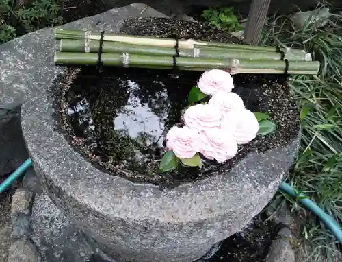 子安神社の手水舎