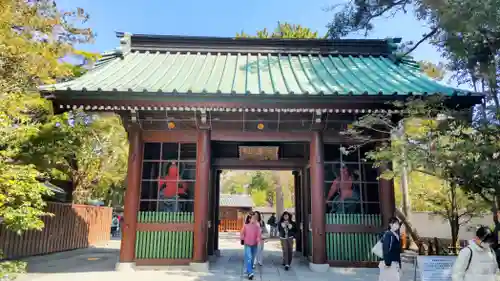高徳院の山門・神門