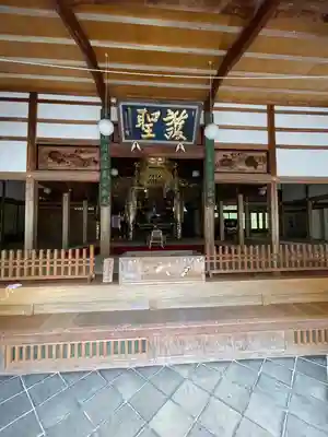 安楽寺の本殿・本堂