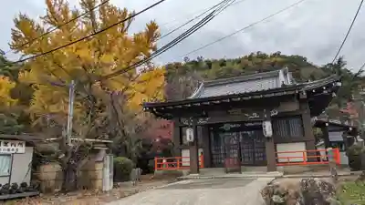 宝積寺の本殿・本堂