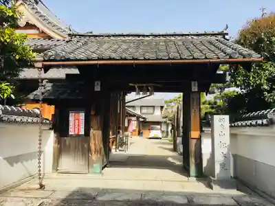 松本院の山門・神門