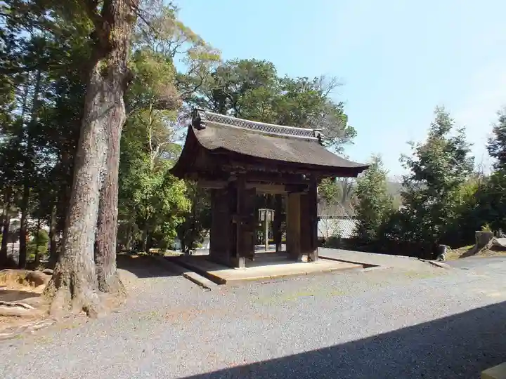 春日神社の山門・神門