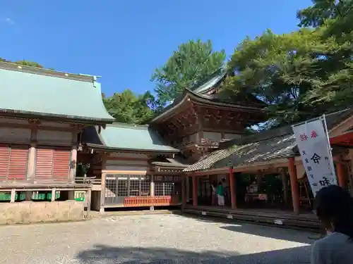 柞原八幡宮の建物その他