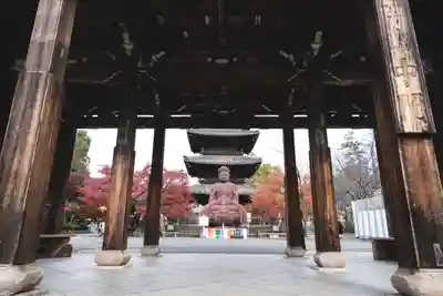 八事山 興正寺の山門・神門