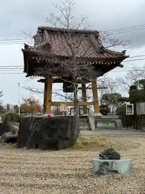 天性寺の{uncategorized: "未分類", other: "その他", undefined: "問題あり", building: "その他建物", grave: "お墓", sacred_gate: "鳥居", guardian: "狛犬", statue: "像", buddha: "仏像", history: "歴史", nature: "自然", garden: "庭園", animal: "動物", pagoda: "塔", temizu: "手水舎", mountain_gate: "山門・神門", sanctuary: "本殿・本堂", subordinate: "末社・摂社", art: "芸術", scenery: "景色", jizo: "地蔵", ema: "絵馬", goshuin: "御朱印", omikuji: "おみくじ", items: "授与品その他", amulet: "お守り", goshuincho: "御朱印帳", eats: "食事", festival: "お祭り", votive_dance: "神楽", shichigosan: "七五三参", wedding: "結婚式", experience: "体験その他", initially: "初詣", around: "周辺", anti_infection: "感染症対策"}