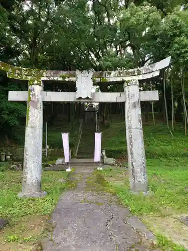 福母八幡宮の鳥居