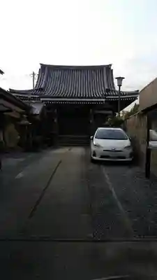 本誓寺の本殿・本堂