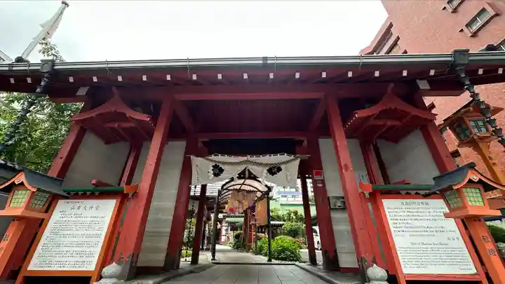 仙台大神宮の山門・神門