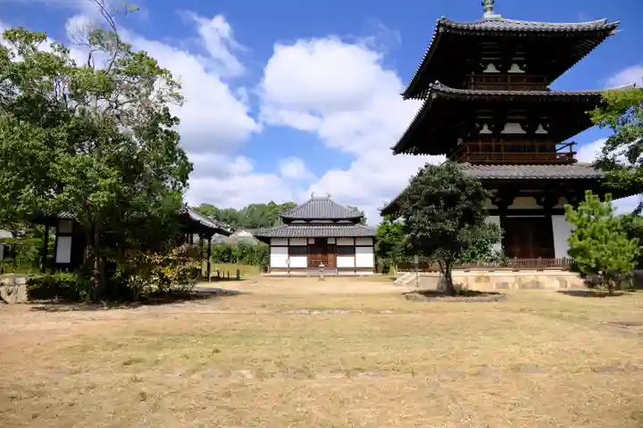 法起寺のその他建物