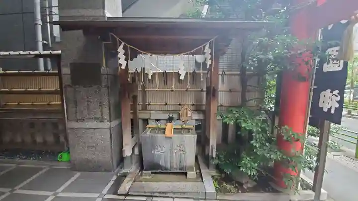 松島神社の手水舎