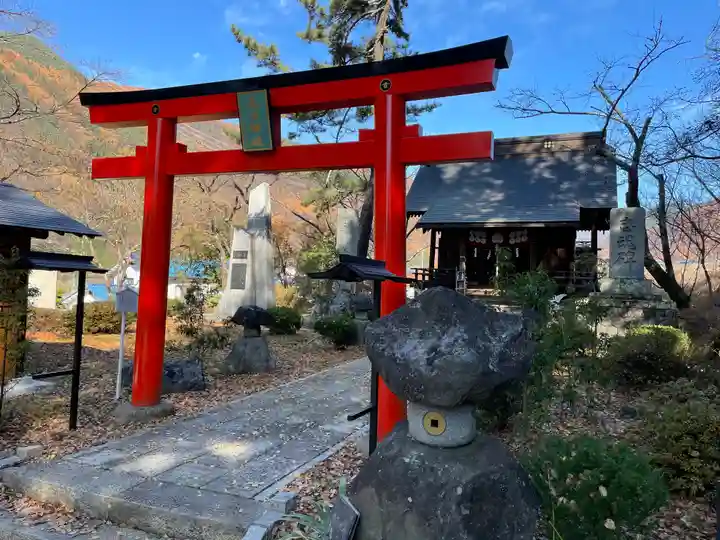 山家神社の末社・摂社