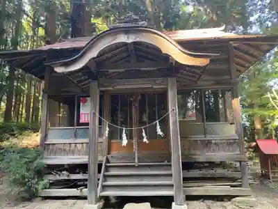 七崎神社の本殿・本堂