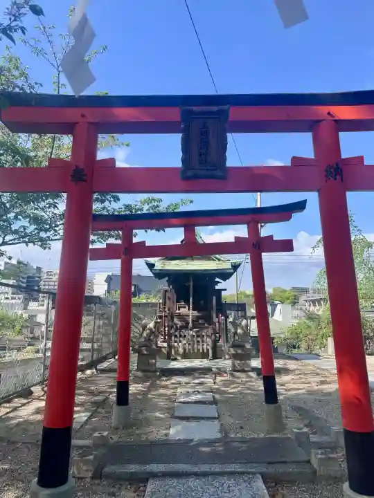 安居神社の{uncategorized: "未分類", other: "その他", undefined: "問題あり", building: "その他建物", grave: "お墓", sacred_gate: "鳥居", guardian: "狛犬", statue: "像", buddha: "仏像", history: "歴史", nature: "自然", garden: "庭園", animal: "動物", pagoda: "塔", temizu: "手水舎", mountain_gate: "山門・神門", sanctuary: "本殿・本堂", subordinate: "末社・摂社", art: "芸術", scenery: "景色", jizo: "地蔵", ema: "絵馬", goshuin: "御朱印", omikuji: "おみくじ", items: "授与品その他", amulet: "お守り", goshuincho: "御朱印帳", eats: "食事", festival: "お祭り", votive_dance: "神楽", shichigosan: "七五三参", wedding: "結婚式", experience: "体験その他", initially: "初詣", around: "周辺", anti_infection: "感染症対策"}