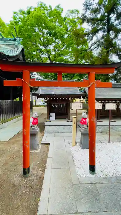 草加神社の末社・摂社