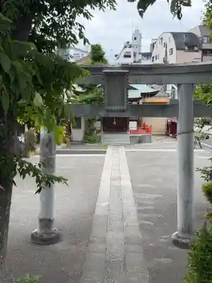福森稲荷神社の{uncategorized: "未分類", other: "その他", undefined: "問題あり", building: "その他建物", grave: "お墓", sacred_gate: "鳥居", guardian: "狛犬", statue: "像", buddha: "仏像", history: "歴史", nature: "自然", garden: "庭園", animal: "動物", pagoda: "塔", temizu: "手水舎", mountain_gate: "山門・神門", sanctuary: "本殿・本堂", subordinate: "末社・摂社", art: "芸術", scenery: "景色", jizo: "地蔵", ema: "絵馬", goshuin: "御朱印", omikuji: "おみくじ", items: "授与品その他", amulet: "お守り", goshuincho: "御朱印帳", eats: "食事", festival: "お祭り", votive_dance: "神楽", shichigosan: "七五三参", wedding: "結婚式", experience: "体験その他", initially: "初詣", around: "周辺", anti_infection: "感染症対策"}