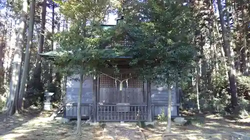 静神社の本殿