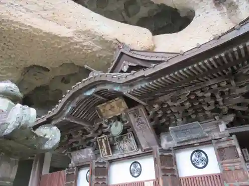 大谷寺の本殿・本堂