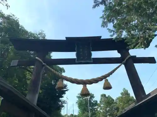 上之村神社の鳥居