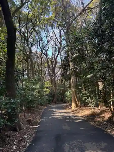 明治神宮の{uncategorized: "未分類", other: "その他", undefined: "問題あり", building: "その他建物", grave: "お墓", sacred_gate: "鳥居", guardian: "狛犬", statue: "像", buddha: "仏像", history: "歴史", nature: "自然", garden: "庭園", animal: "動物", pagoda: "塔", temizu: "手水舎", mountain_gate: "山門・神門", sanctuary: "本殿・本堂", subordinate: "末社・摂社", art: "芸術", scenery: "景色", jizo: "地蔵", ema: "絵馬", goshuin: "御朱印", omikuji: "おみくじ", items: "授与品その他", amulet: "お守り", goshuincho: "御朱印帳", eats: "食事", festival: "お祭り", votive_dance: "神楽", shichigosan: "七五三参", wedding: "結婚式", experience: "体験その他", initially: "初詣", around: "周辺", anti_infection: "感染症対策"}