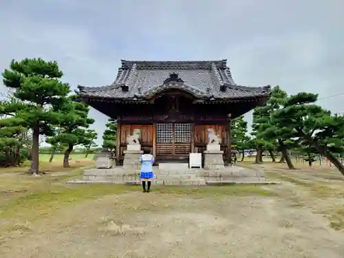 新政成神社の本殿