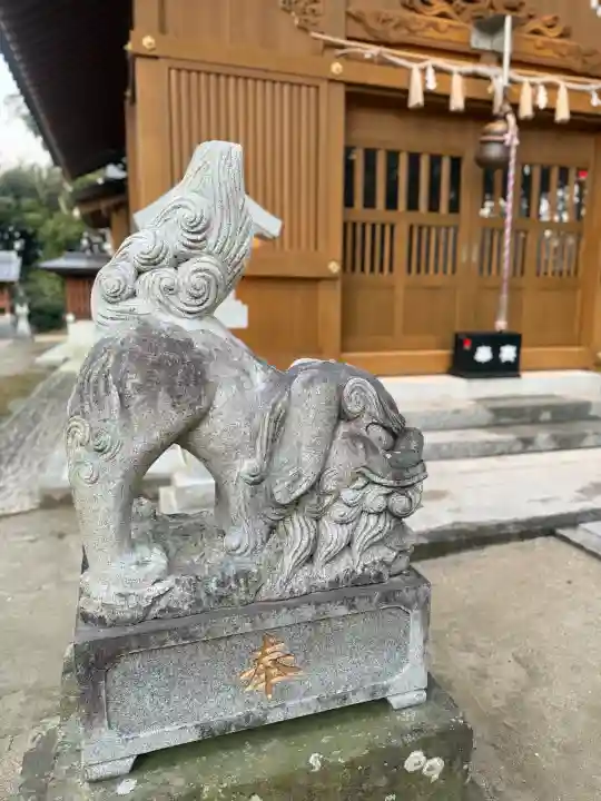 志登神社の{uncategorized: "未分類", other: "その他", undefined: "問題あり", building: "その他建物", grave: "お墓", sacred_gate: "鳥居", guardian: "狛犬", statue: "像", buddha: "仏像", history: "歴史", nature: "自然", garden: "庭園", animal: "動物", pagoda: "塔", temizu: "手水舎", mountain_gate: "山門・神門", sanctuary: "本殿・本堂", subordinate: "末社・摂社", art: "芸術", scenery: "景色", jizo: "地蔵", ema: "絵馬", goshuin: "御朱印", omikuji: "おみくじ", items: "授与品その他", amulet: "お守り", goshuincho: "御朱印帳", eats: "食事", festival: "お祭り", votive_dance: "神楽", shichigosan: "七五三参", wedding: "結婚式", experience: "体験その他", initially: "初詣", around: "周辺", anti_infection: "感染症対策"}