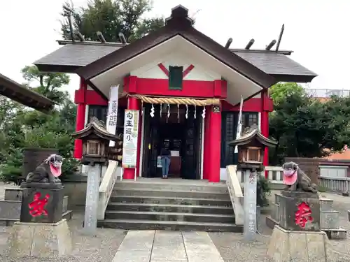 元郷氷川神社の本殿・本堂
