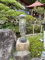 観音寺の像