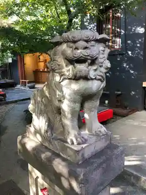 陽運寺の狛犬
