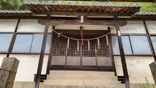 若一王子権現神社の本殿・本堂